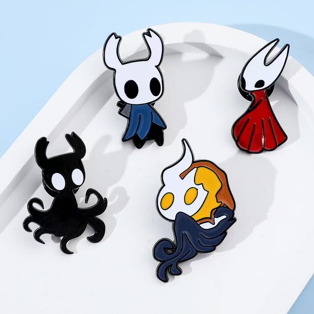 4PCS Hollow Knight Enamel Pins - Photography Jacket recension och pris